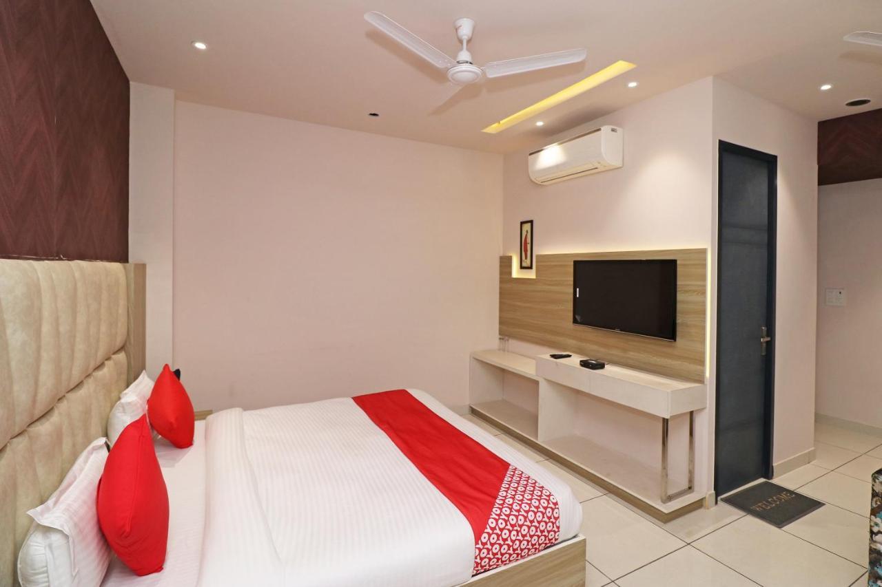 OYO 26833 Cabana Meerut Exterior foto