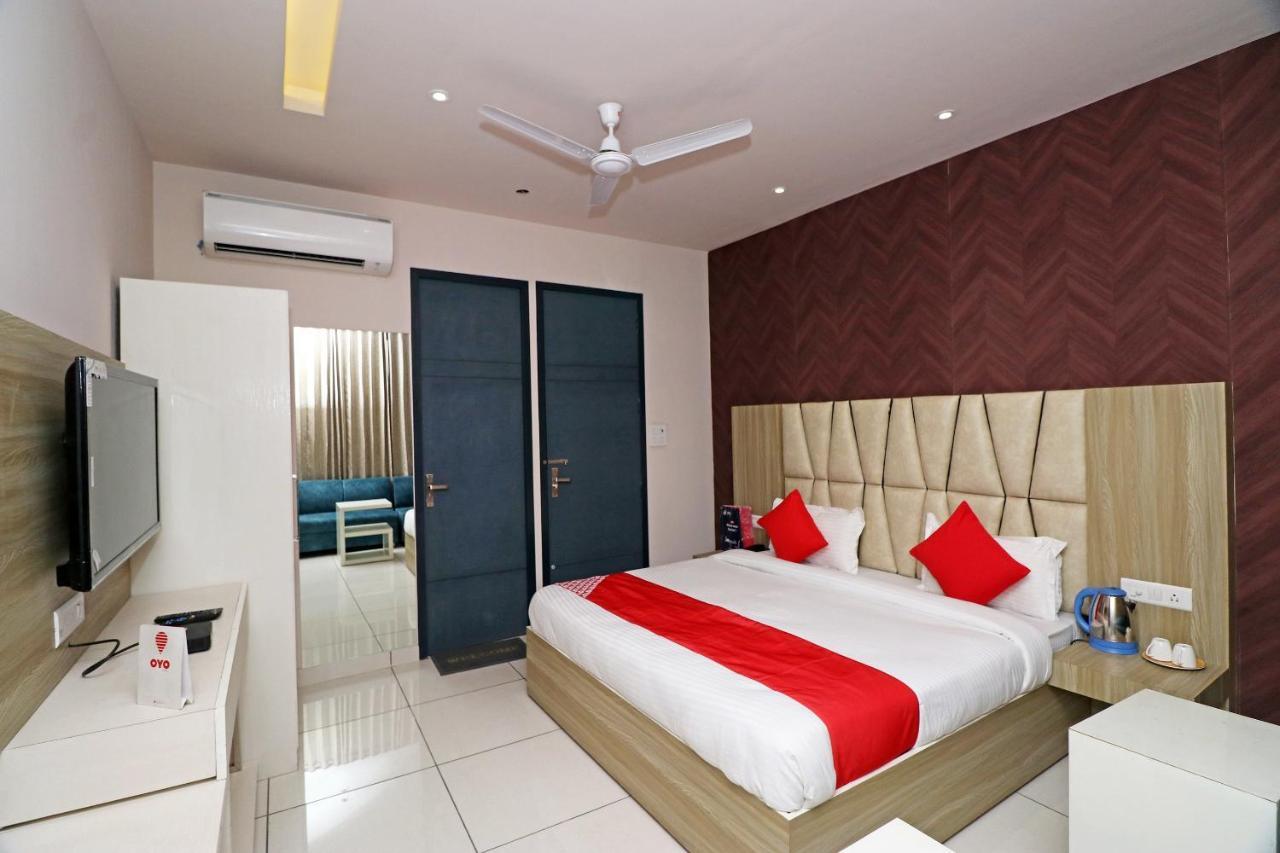 OYO 26833 Cabana Meerut Exterior foto